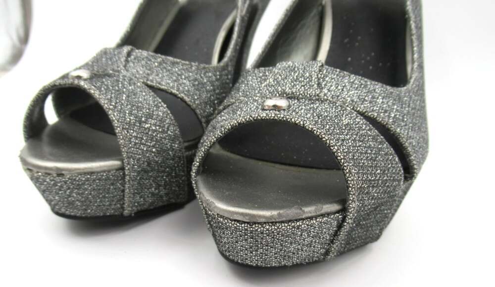 G by Guess Silver Sparkle Strappy Sling Heels Size 8 Party Dressy Glitter Bling - Picture 9 of 10